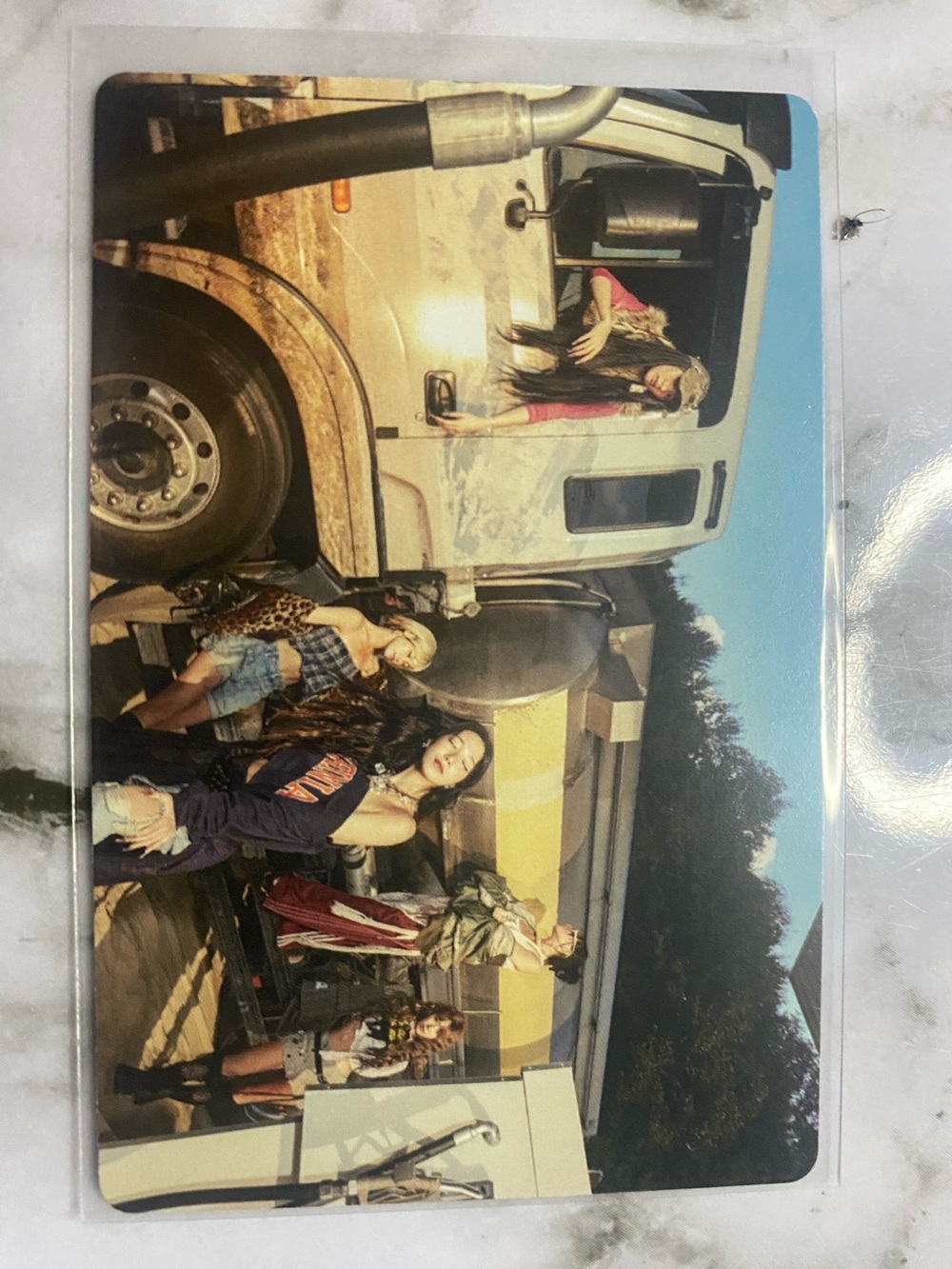 Le sserafim all member photo card! 🌻